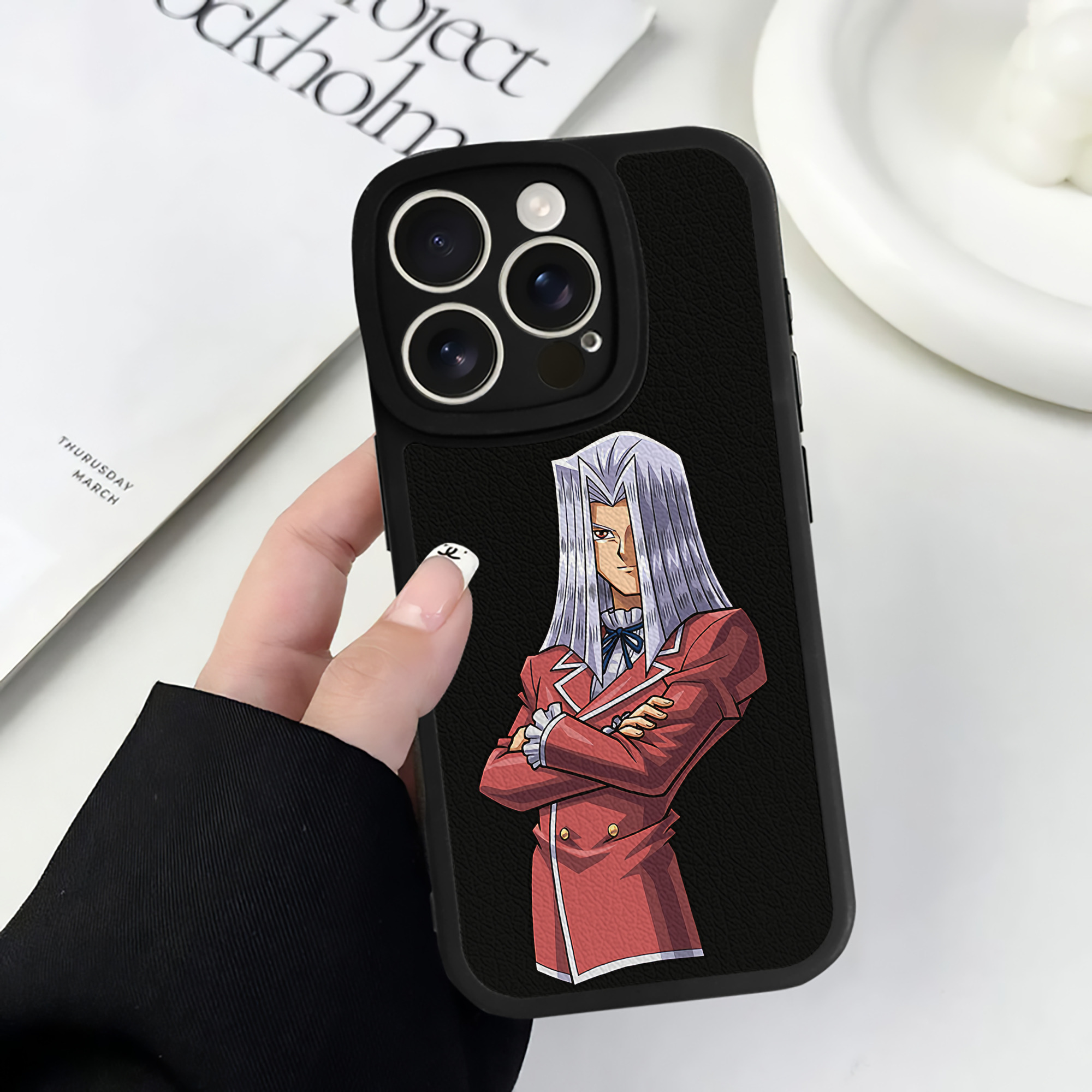 遊☆戯☆王 Yu-Gi-Oh! 【iPhone 16シリーズ対応】シリコンスマホケース（レザー調） 材質：シリコン